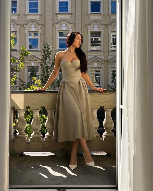 Annika mouwloze midi-jurk met bandjes