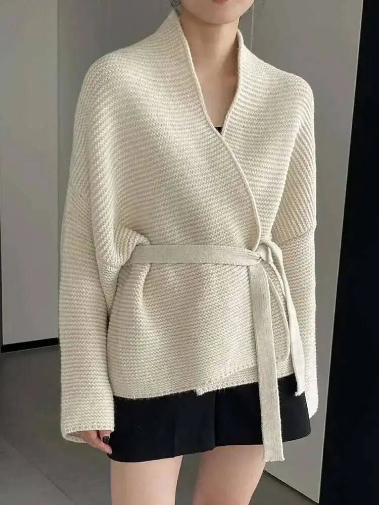 Abigail gebreid vest met ceintuur