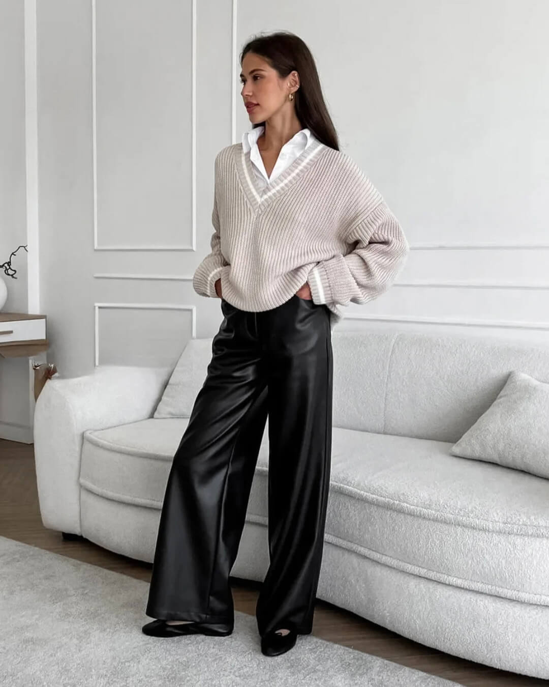 Ada leren broek met wijde pijpen