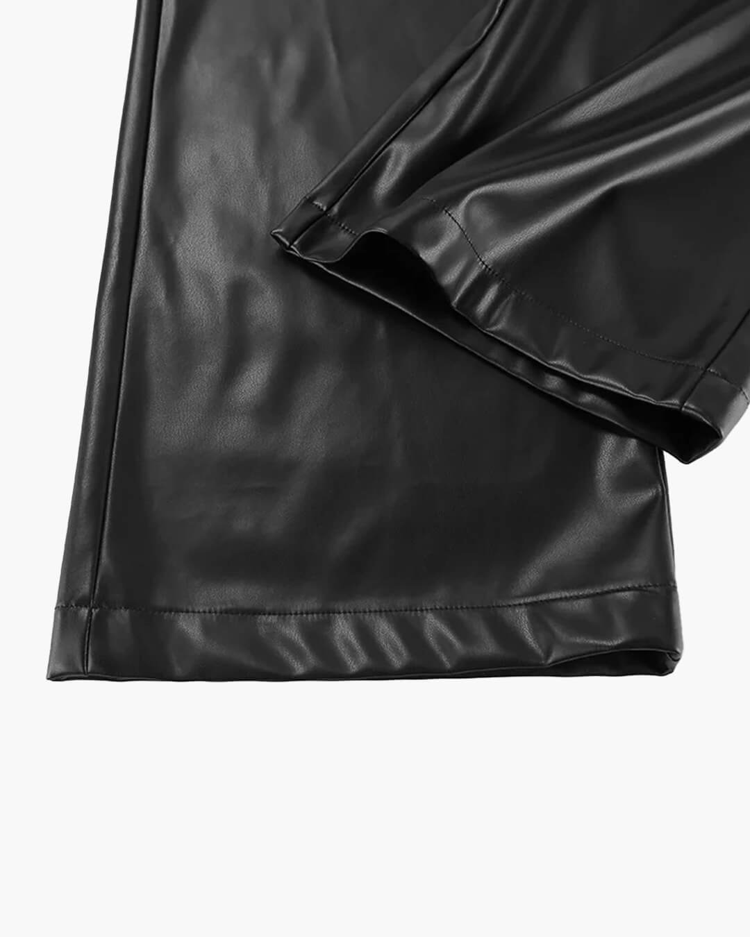 Ada leren broek met wijde pijpen