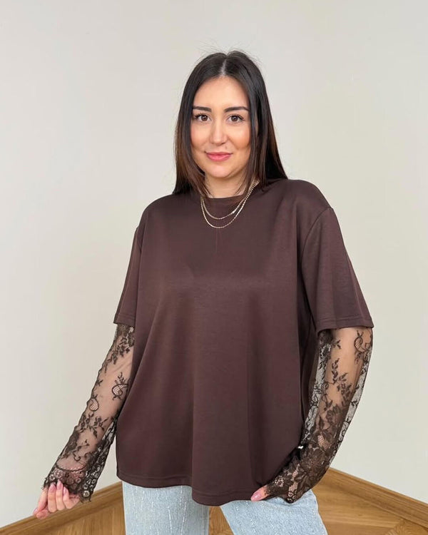 Adaora T-shirt met kantinzet en lange mouwen