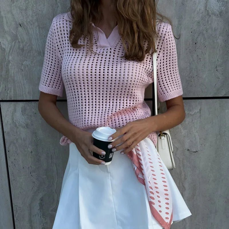 Adeline gebreide poloblouse met uitsparingen