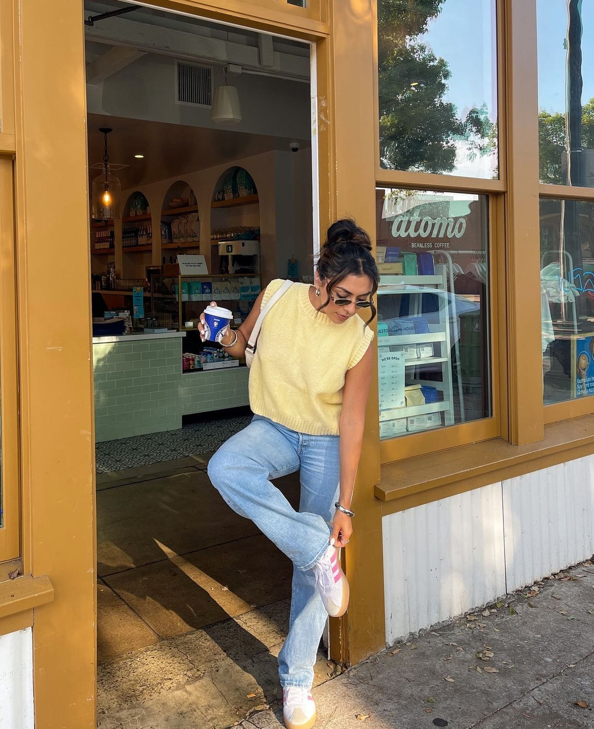 Aedla gebreide mouwloze top met open rug