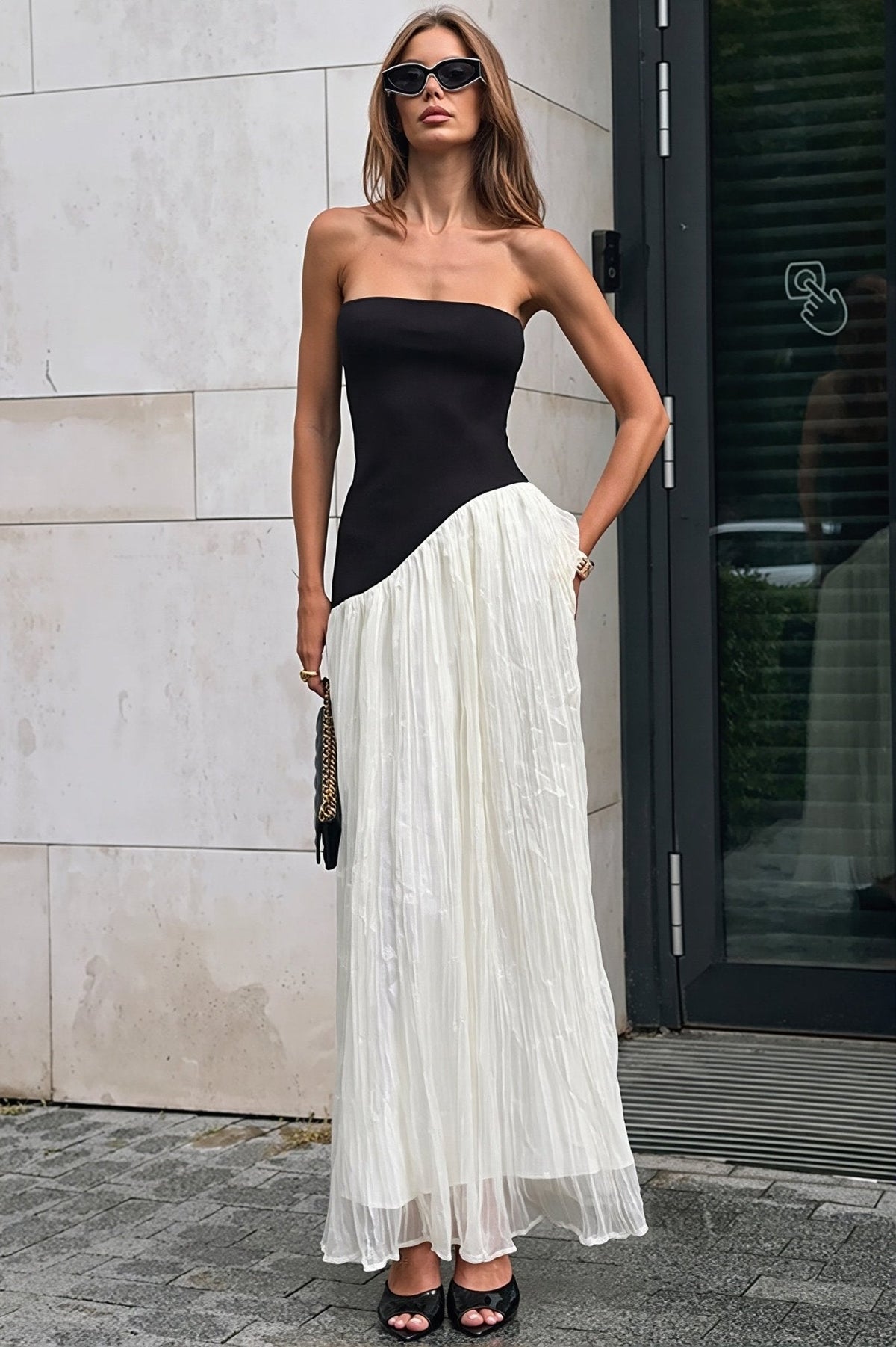 Amelie asymmetrische maxi-jurk met contrasterende details