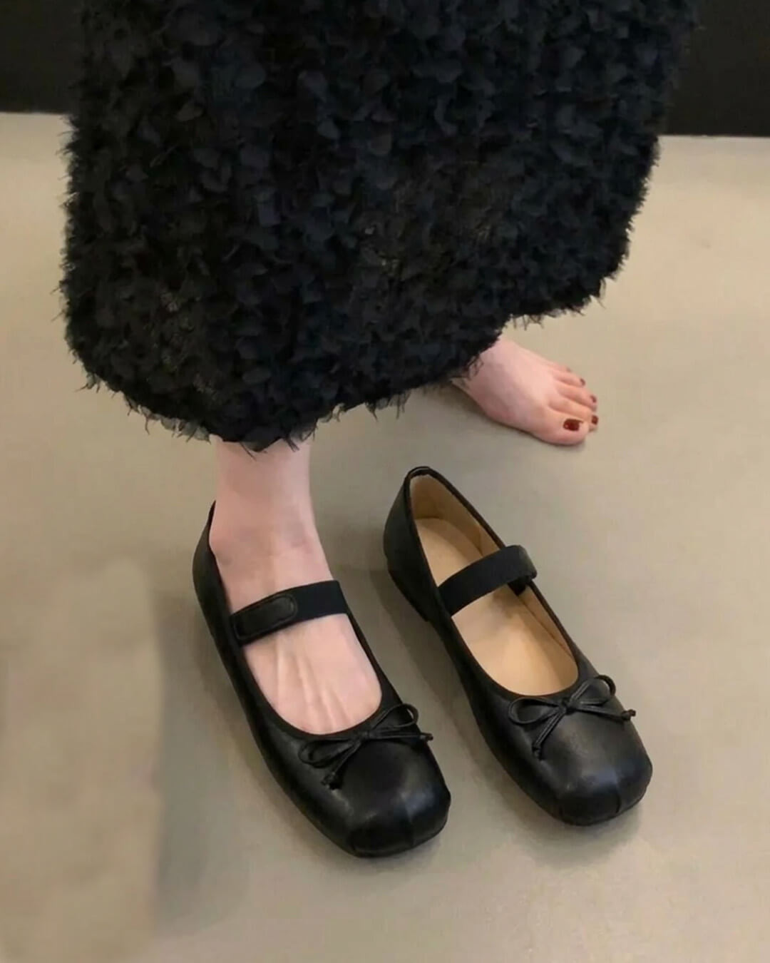 Angela leren ballerina's met strik