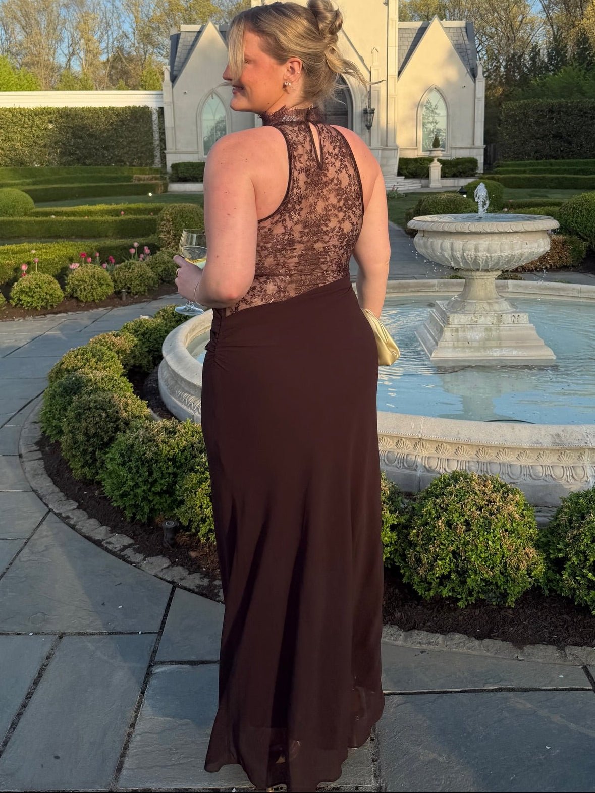 Ariadne maxi-jurk met halternek, kanten patchwork en maxi-lengte