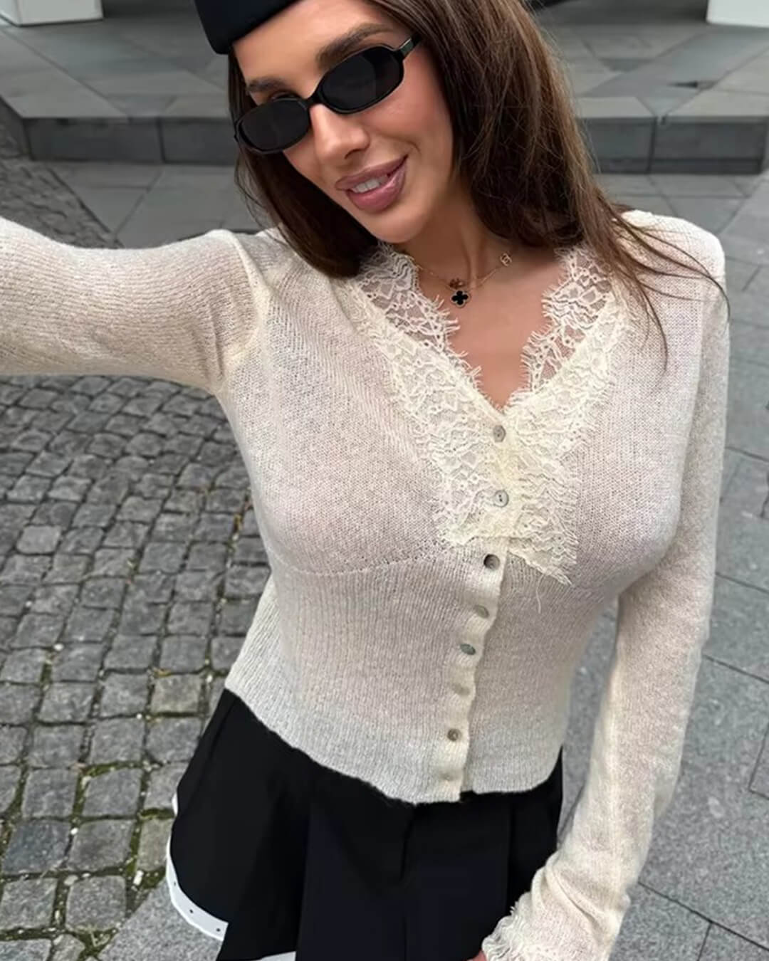 Aurelie gebreid kanten vest
