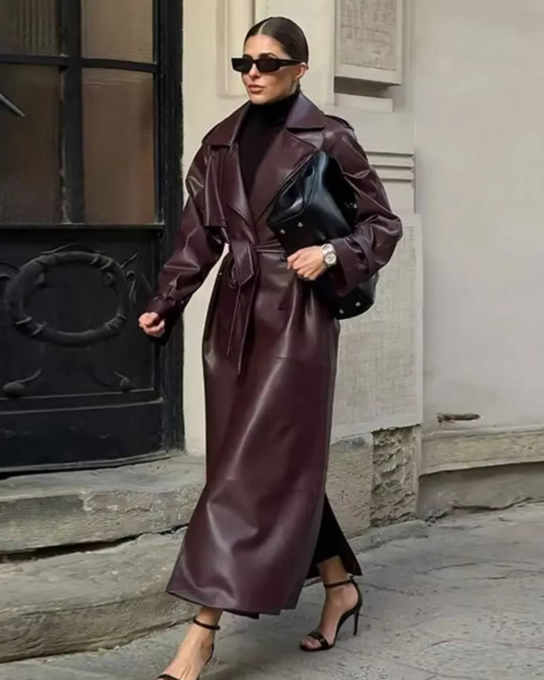 Cassy lange trenchcoat van imitatieleer