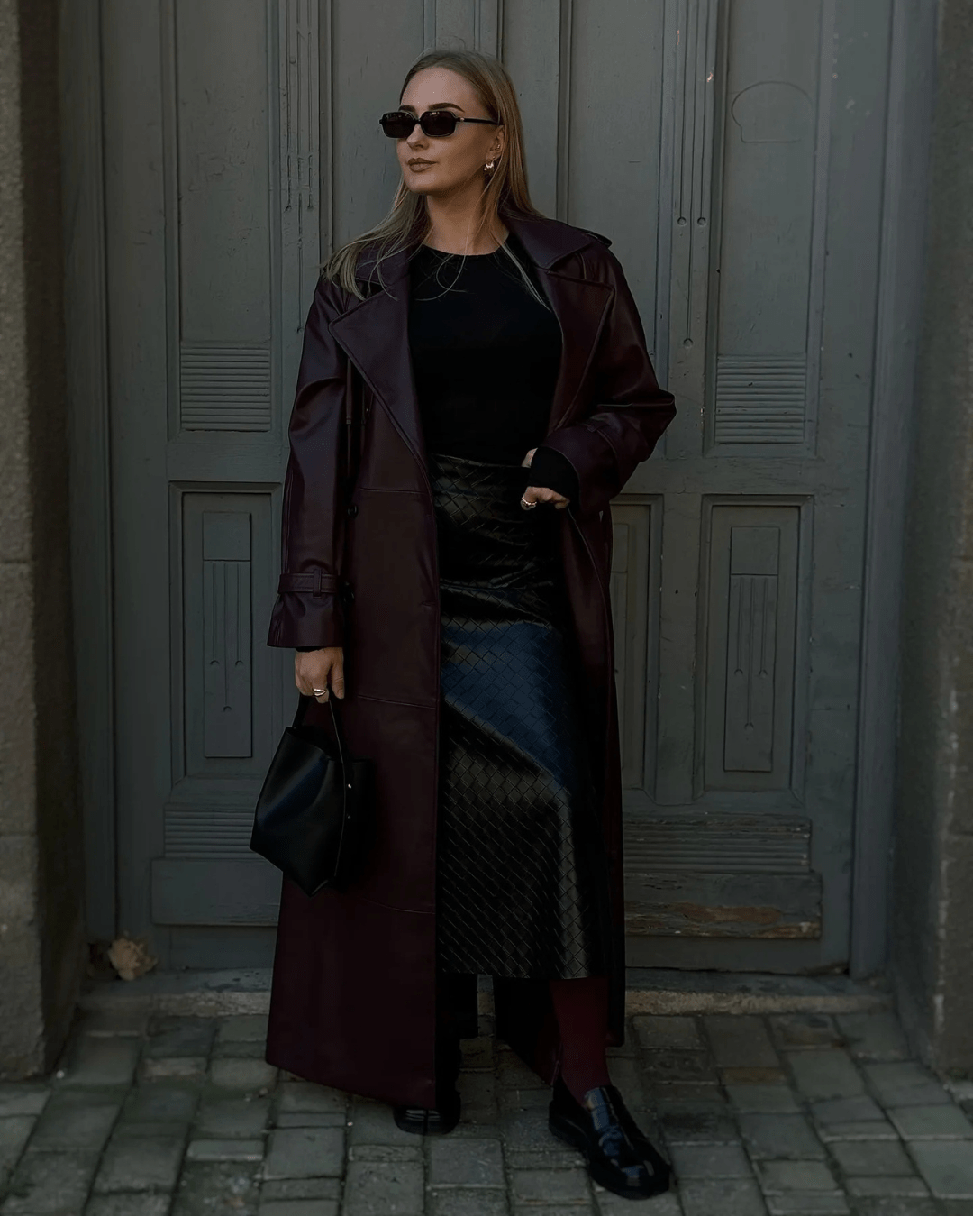 Cassy lange trenchcoat van imitatieleer