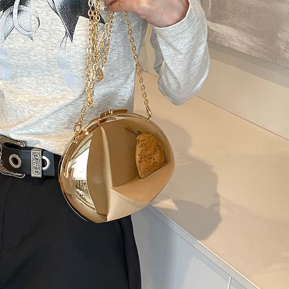 Celeste avondclutch in schelpvorm