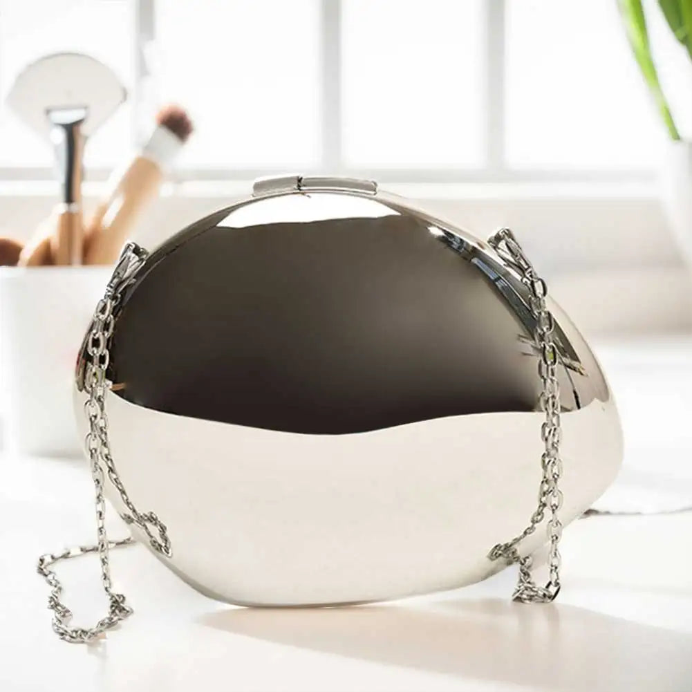 Celeste avondclutch in schelpvorm