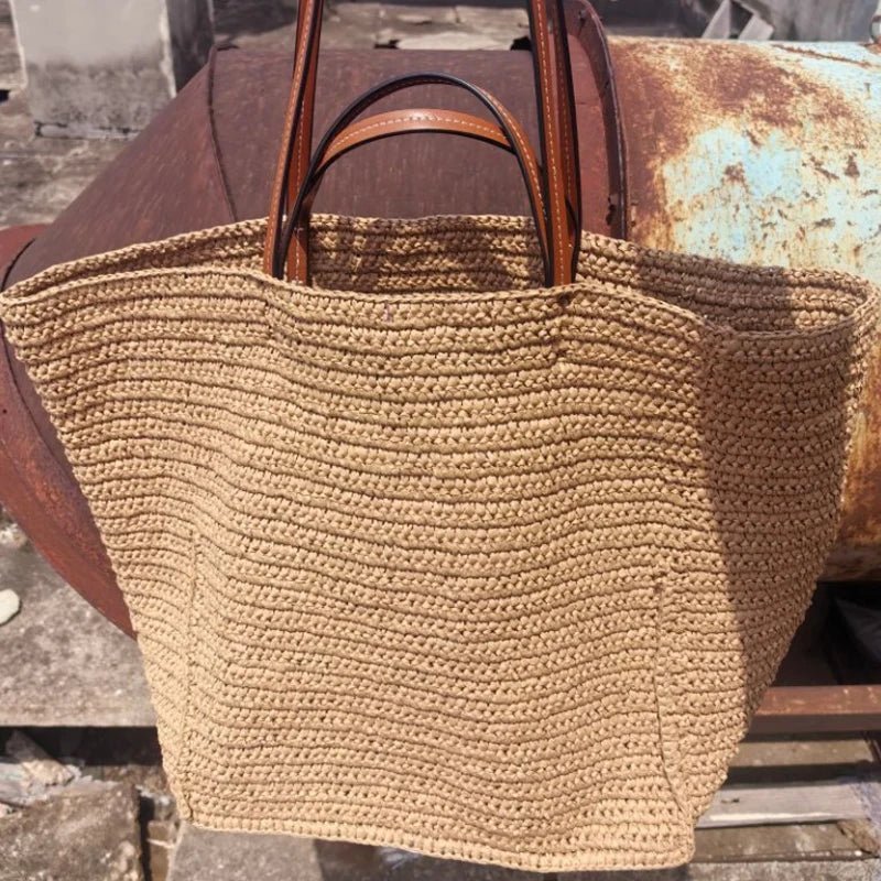 Celeste gevlochten strooien shopper