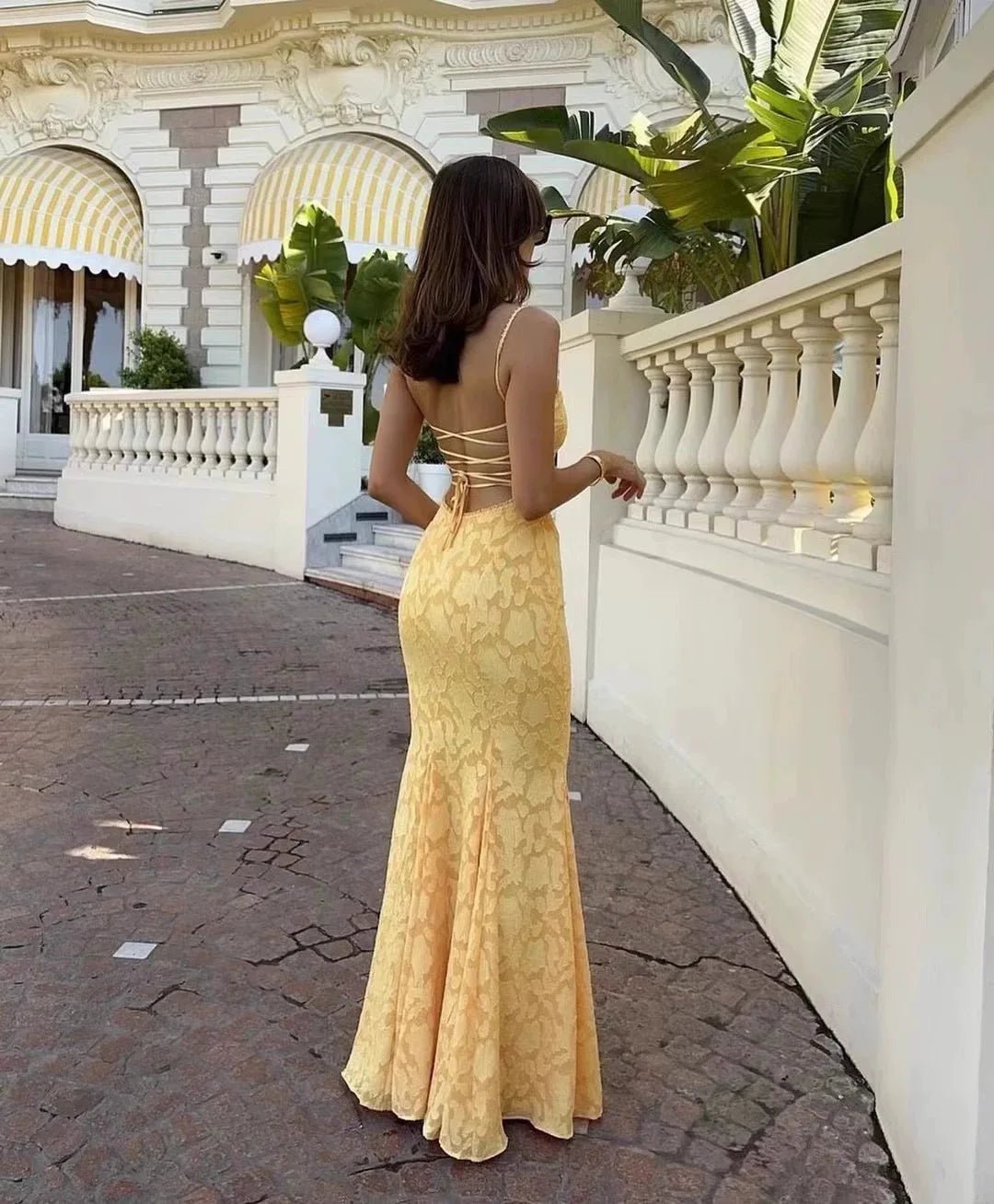 Claire fishtail-maxi-jurk met veterdetail