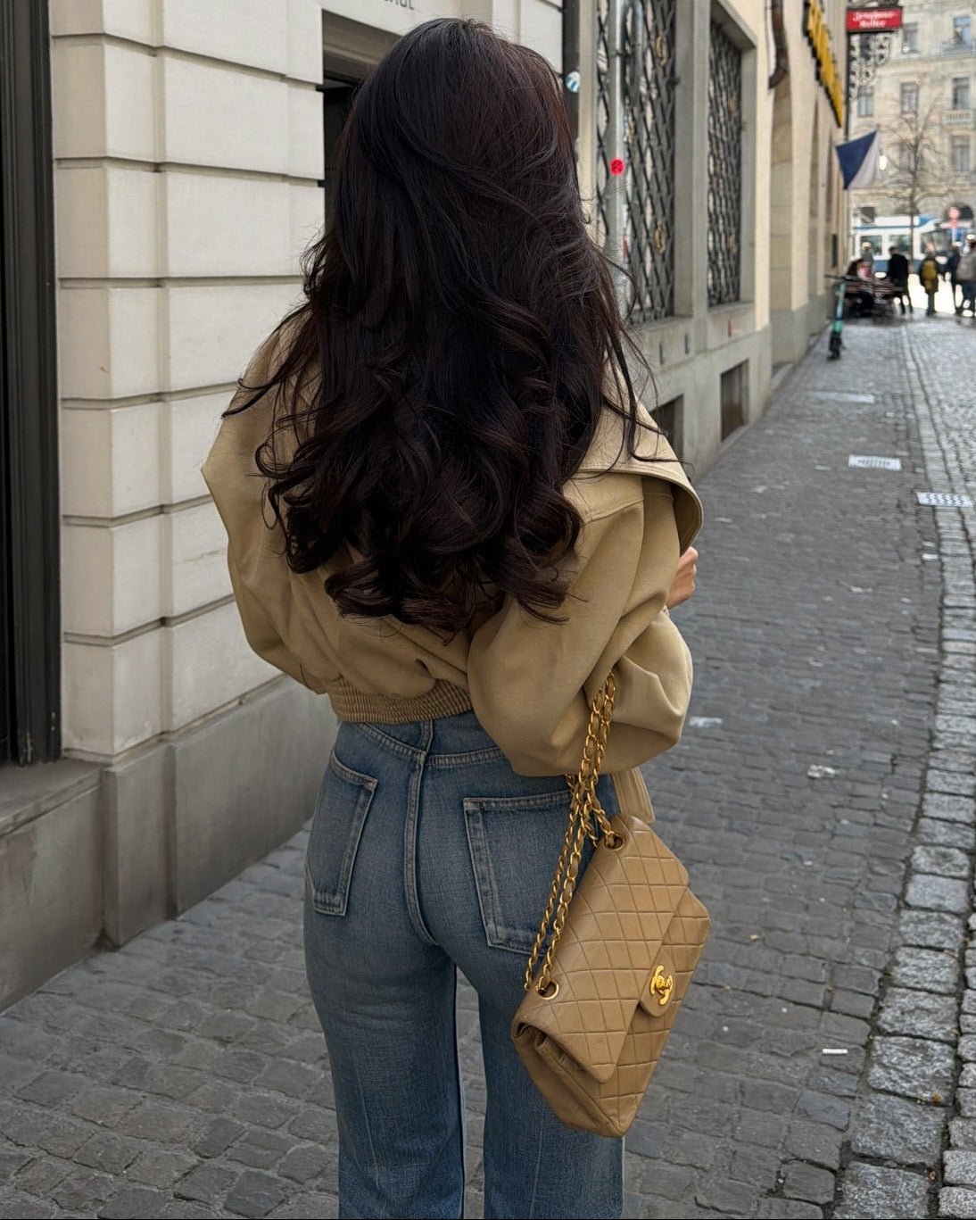 Courtney jas met revers en elastische tailleband