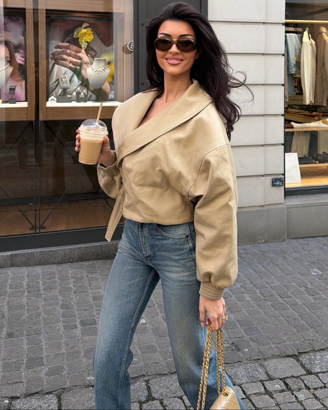 Courtney jas met revers en elastische tailleband