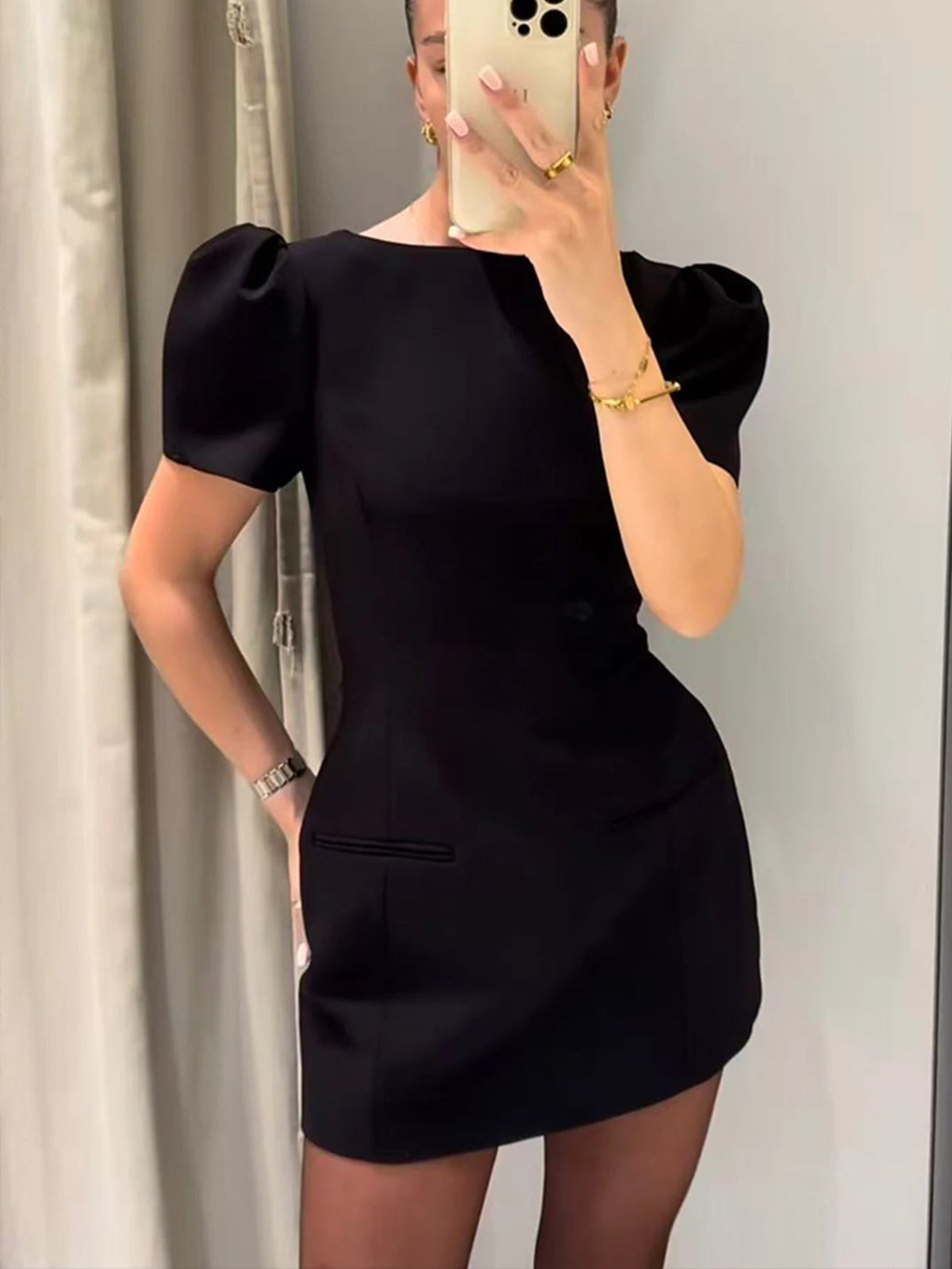 Darcy mini-jurk met pofmouwen