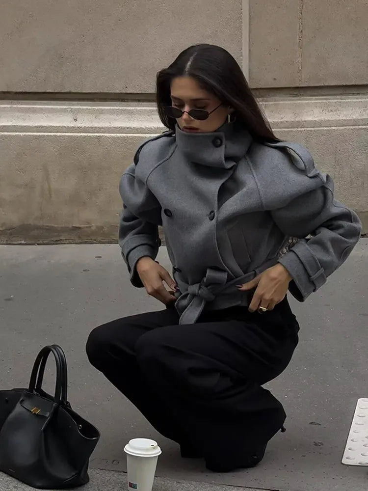 Debbie korte trenchcoat met opstaande kraag