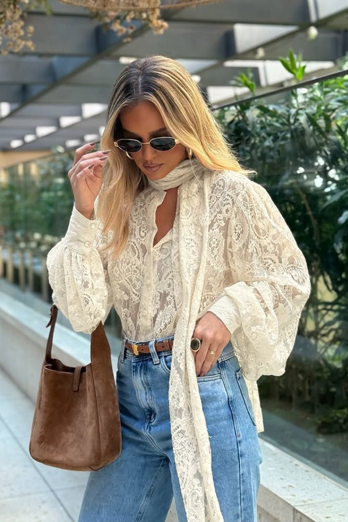 Dunja transparante kanten blouse met strik