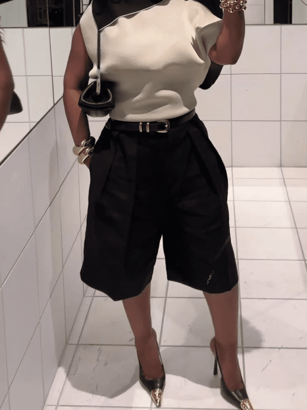 Florentine bermudashort met hoge taille en riem