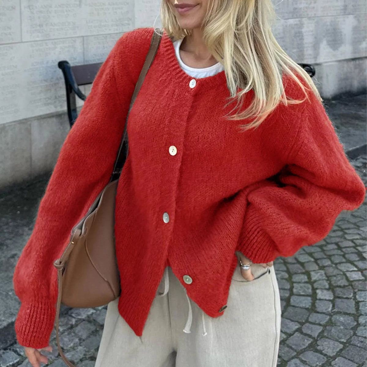 Freya pluizig gebreid vest