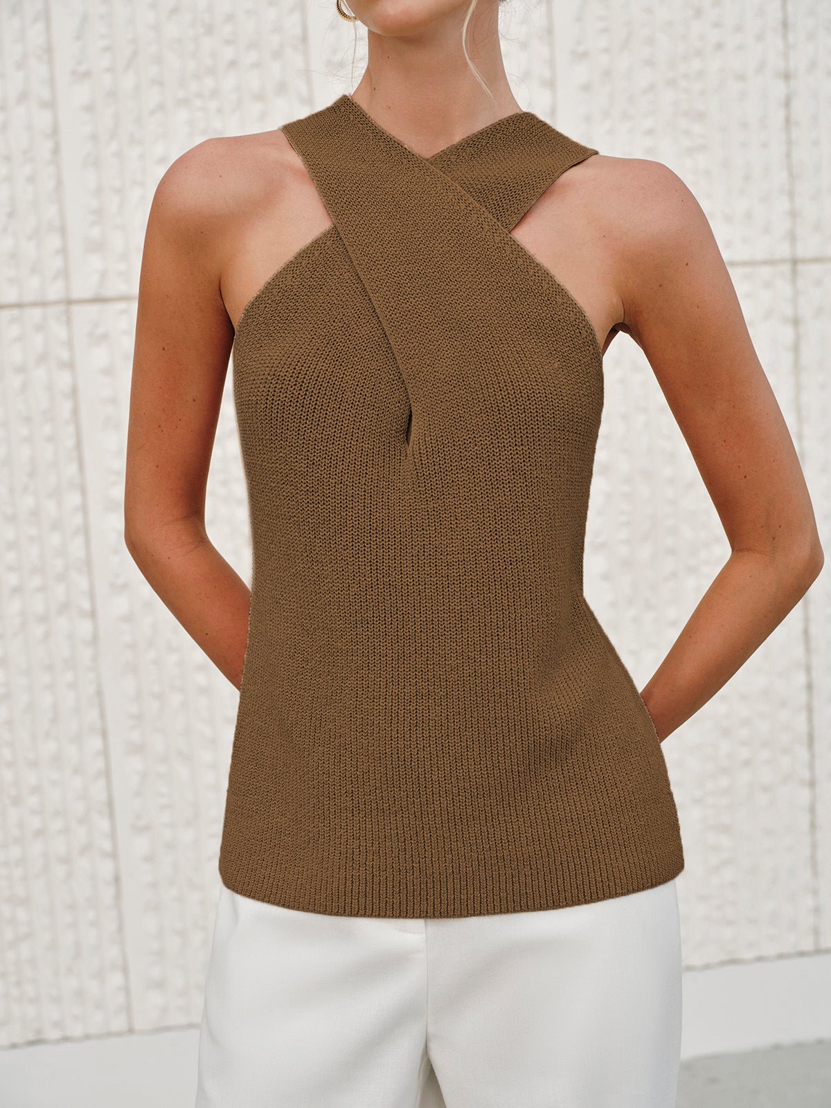 Ginny haltertop met kruisdetail