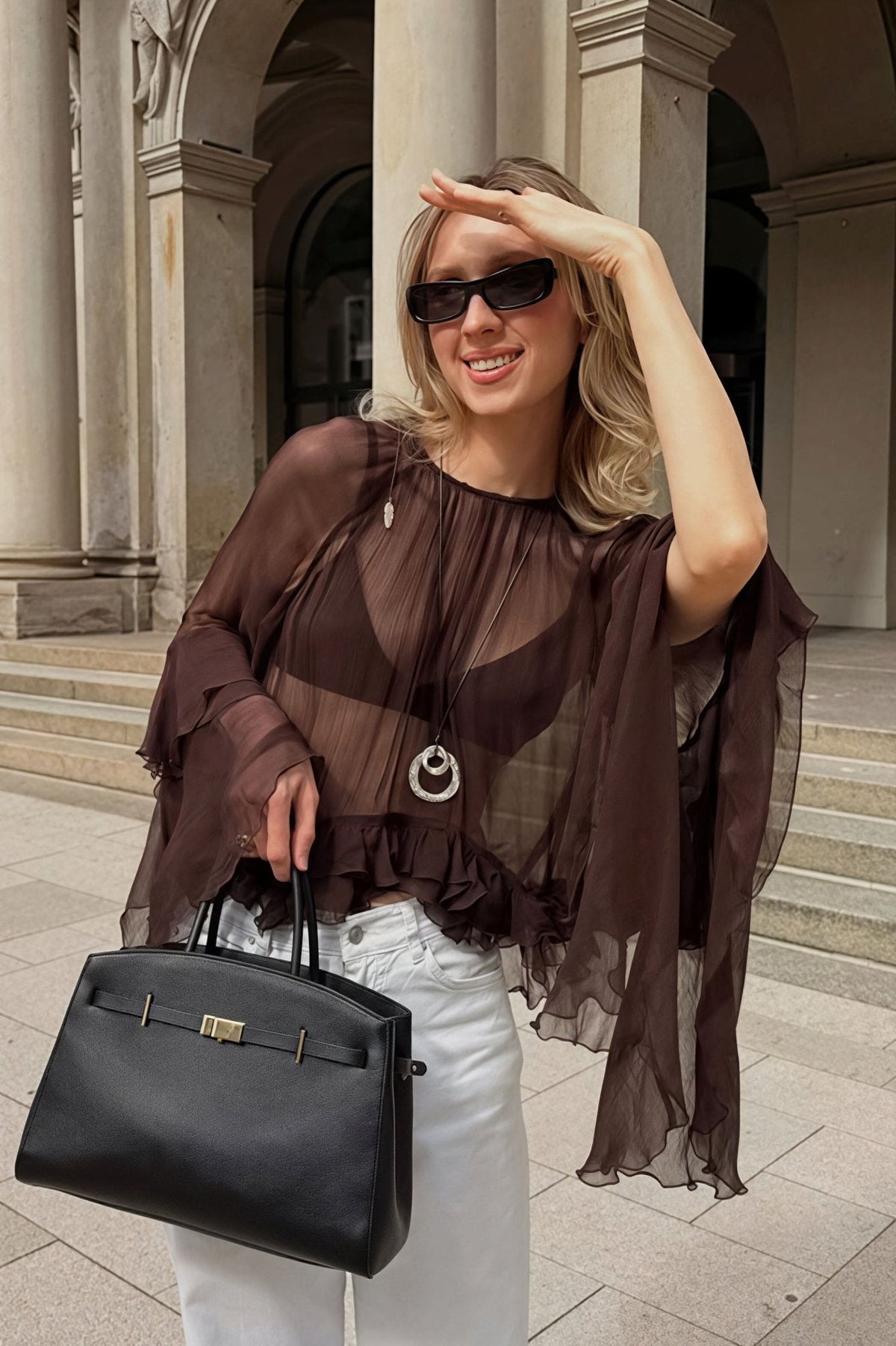 Chiffonblouse met ruches en klokmouwen van Greta