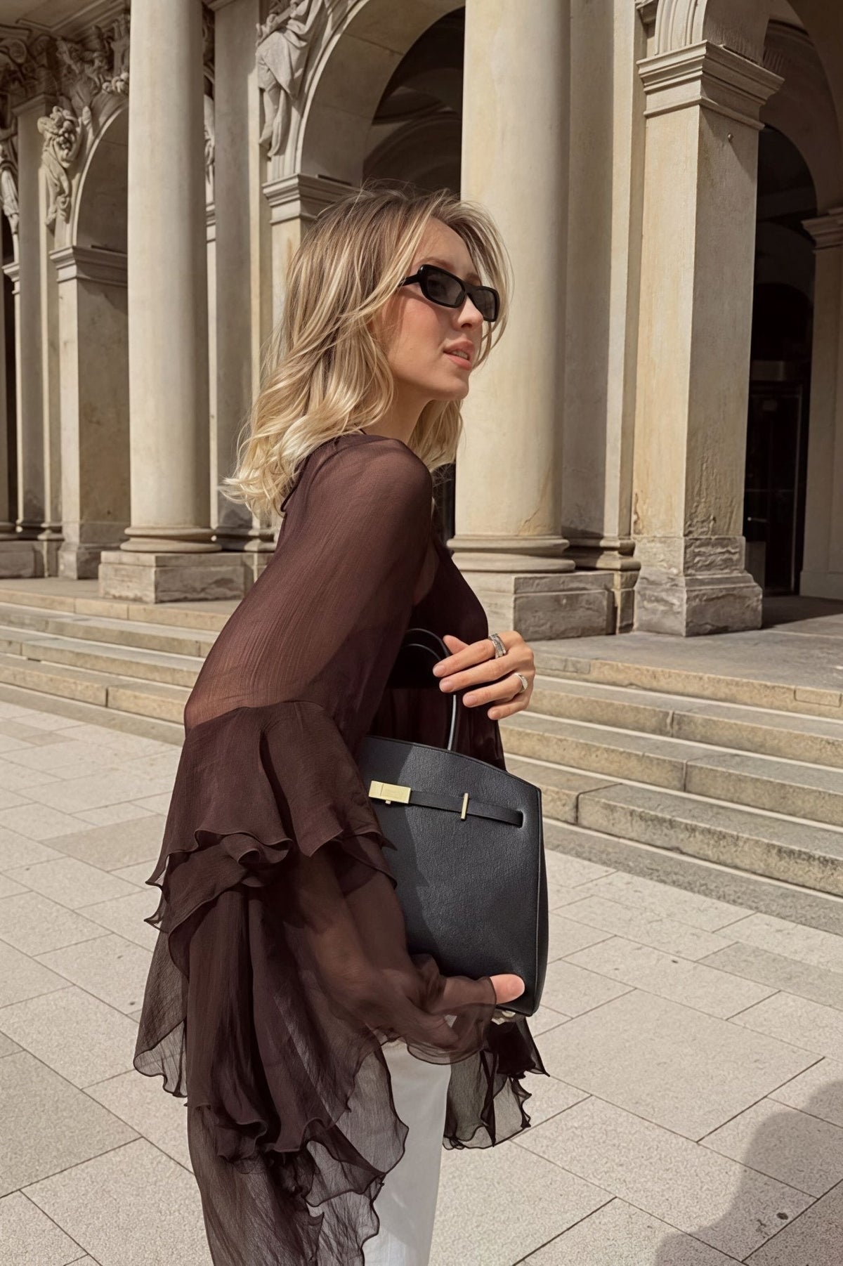 Chiffonblouse met ruches en klokmouwen van Greta