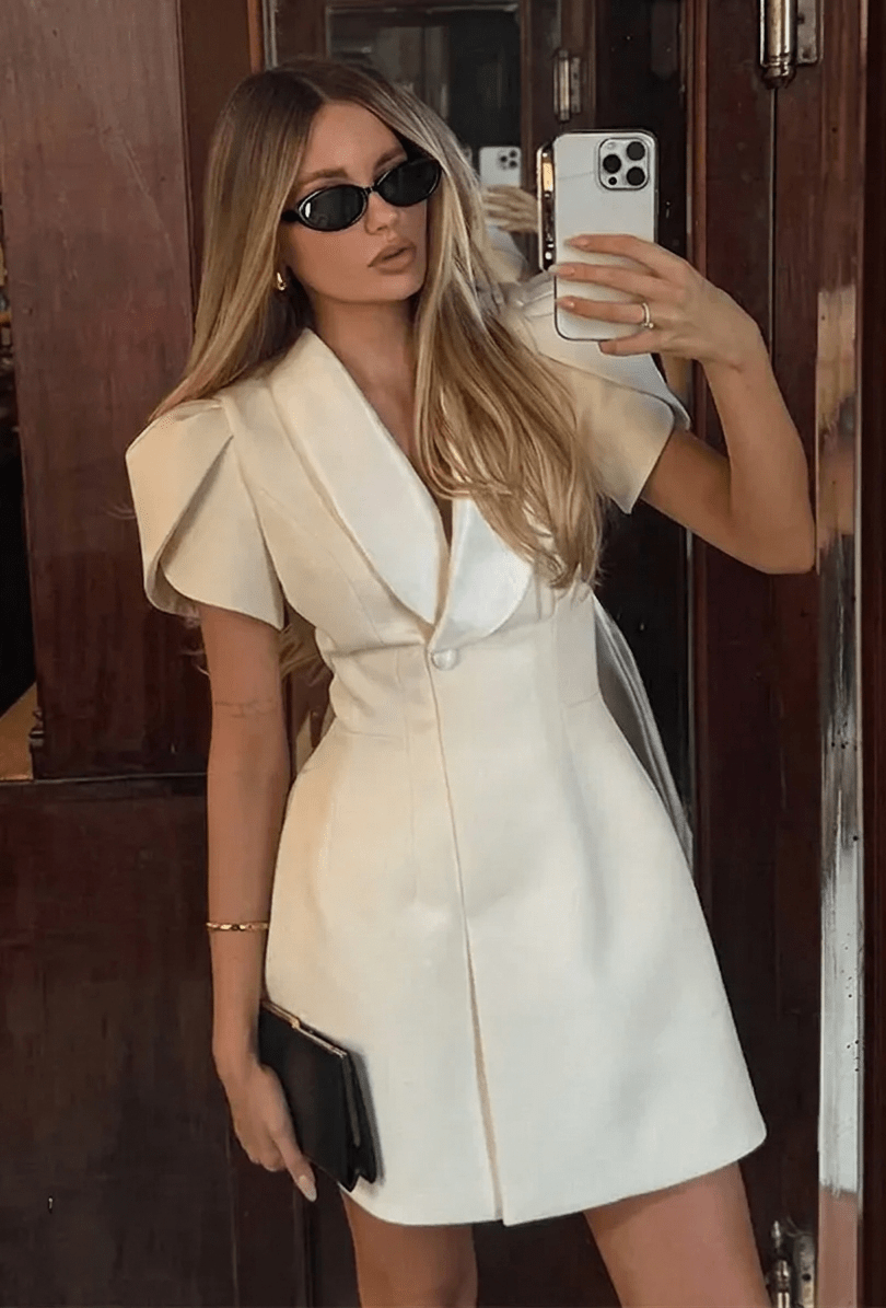 Hypatia mini-jurk met sjaalkraag
