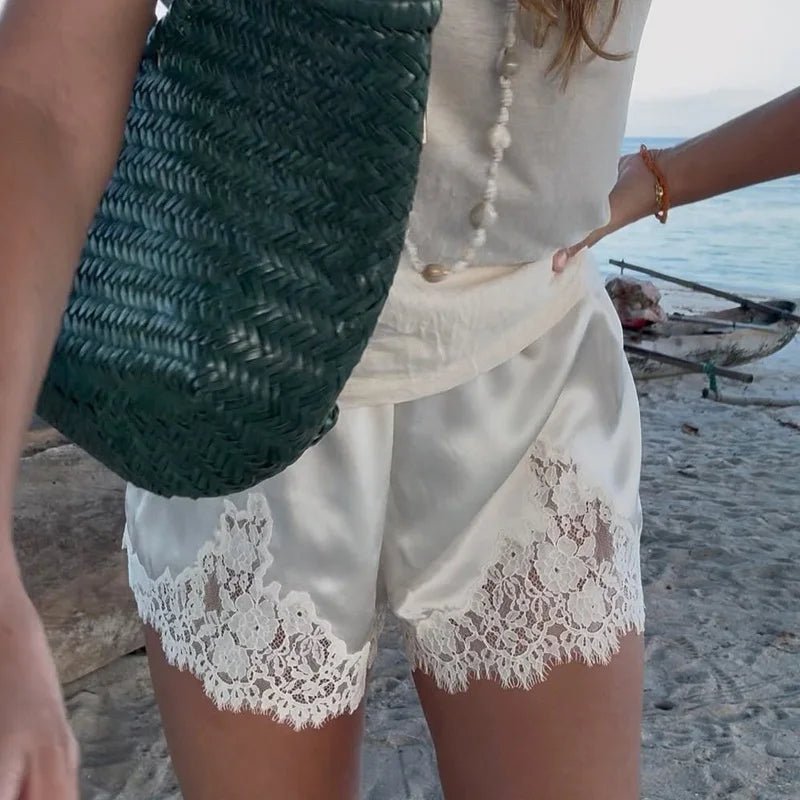 Janice satijnen kanten shorts