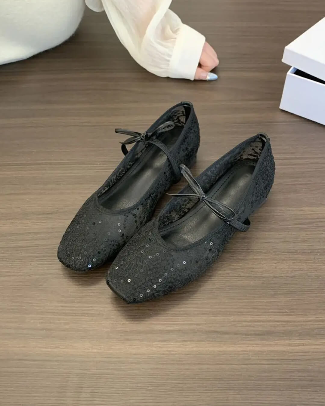 Joan ballerina's van mesh