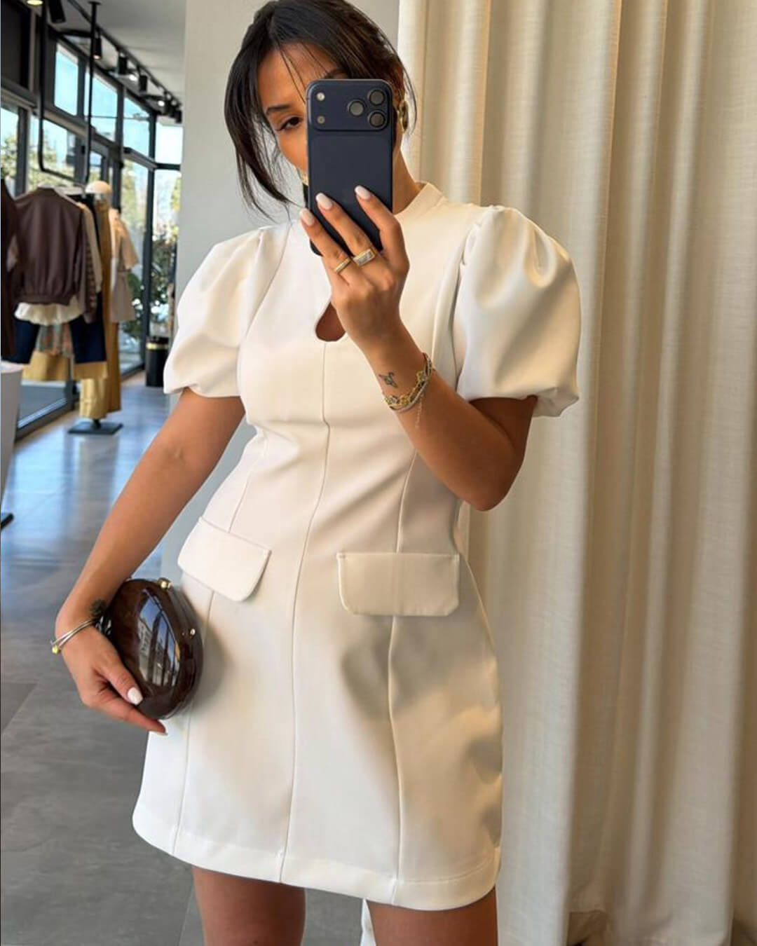 Julia mini-jurk met pofmouwen
