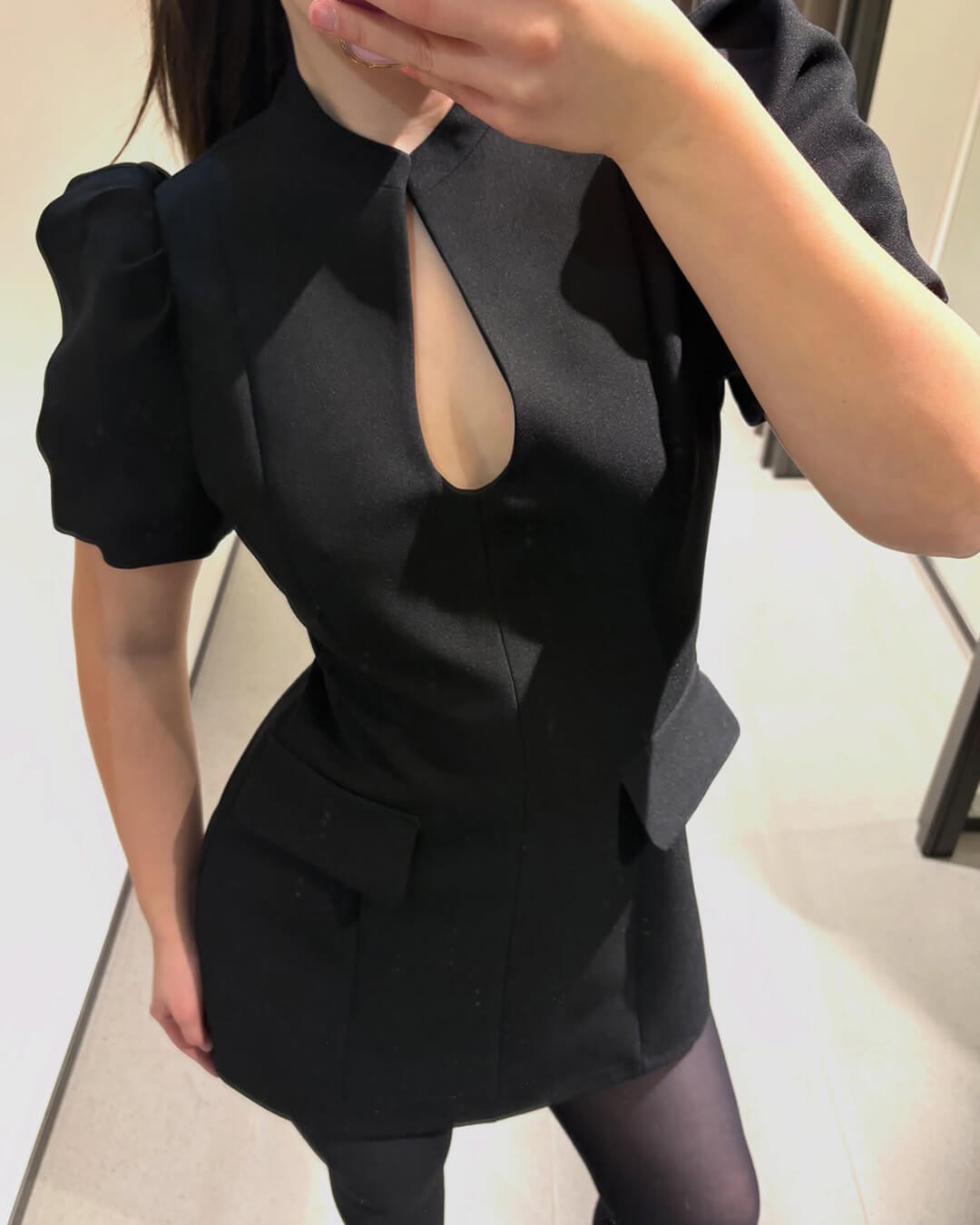 Julia mini-jurk met pofmouwen