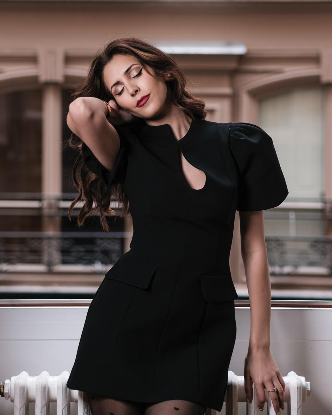 Julia mini-jurk met pofmouwen