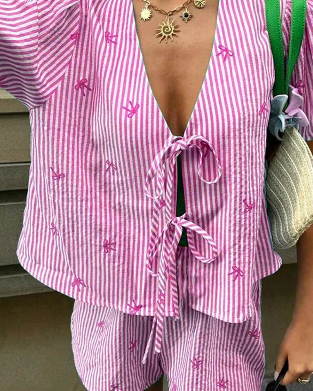 Kate gestreepte tweedelige set met korte broek en strik aan de voorkant