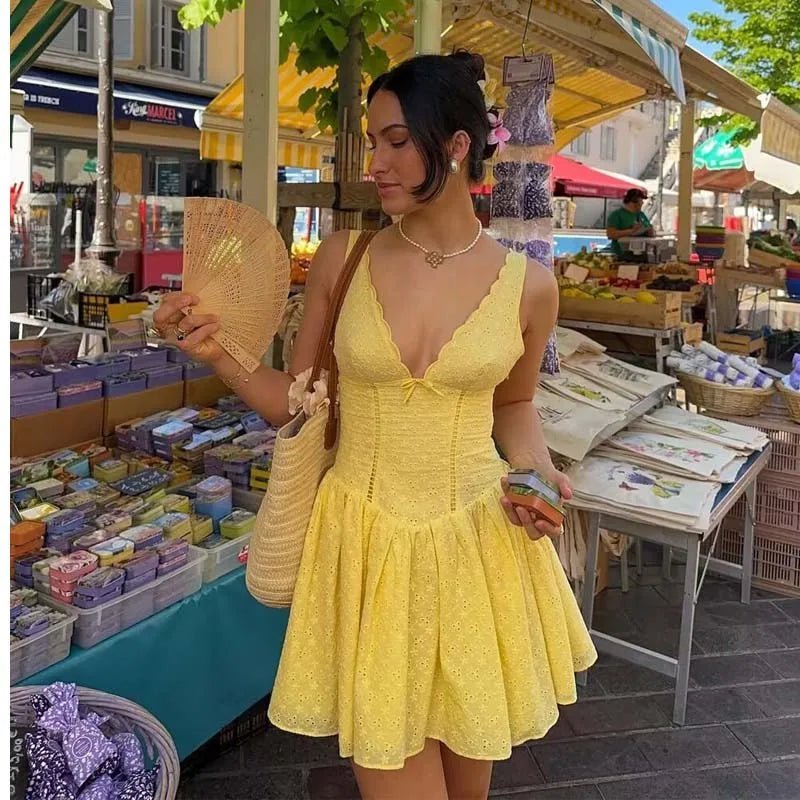 Kirsten Mini-jurk met diepe hals