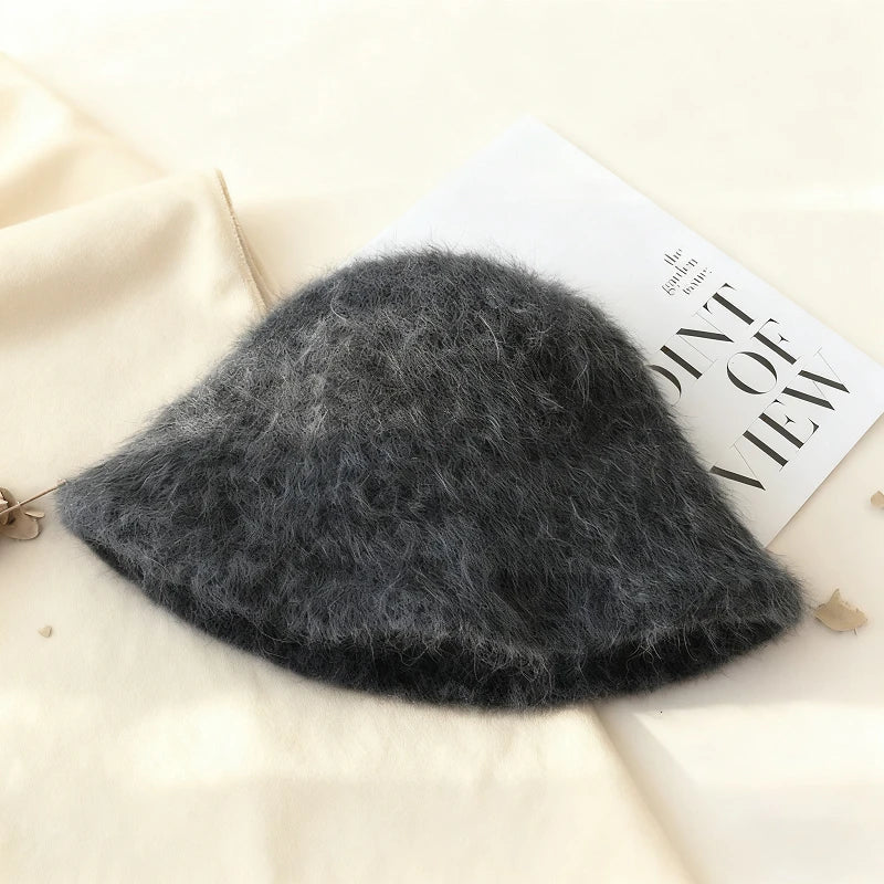 Kyla zachte bucket hat