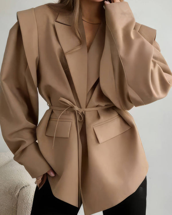Leandra blazer met wijde mouwen en ceintuur