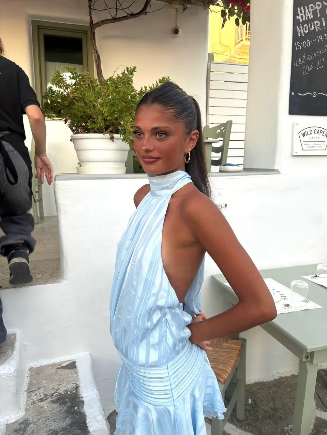 Lola gestreepte halter-mini-jurk met open rug