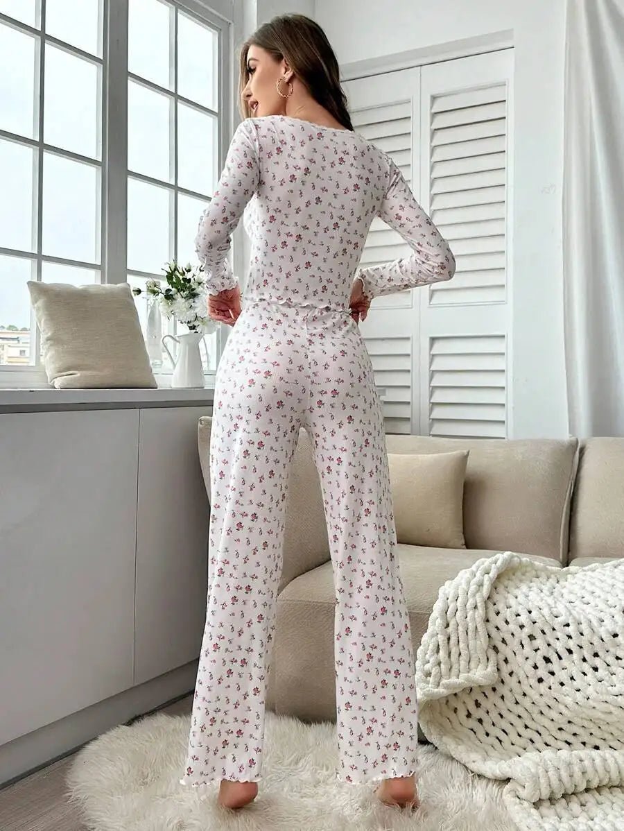 Pyjamaset met lange mouwen en bloemen