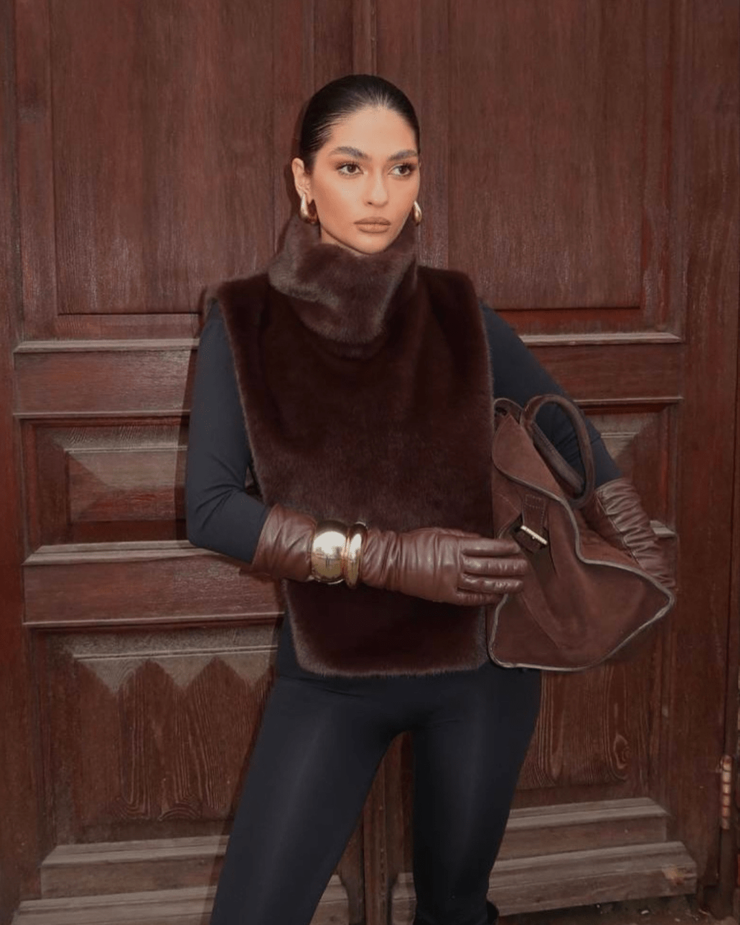 Lorna bodywarmer van imitatiebont met col