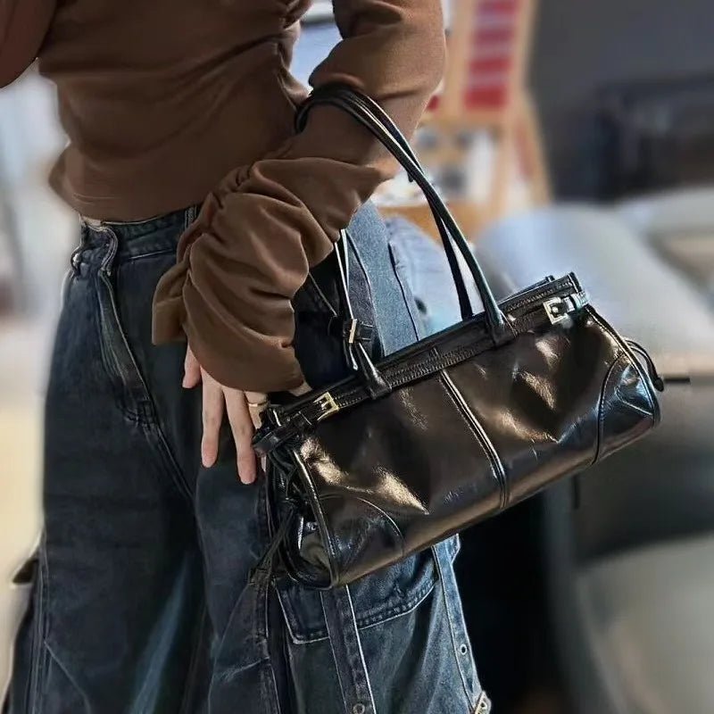 Luna schoudertas met riemdetail
