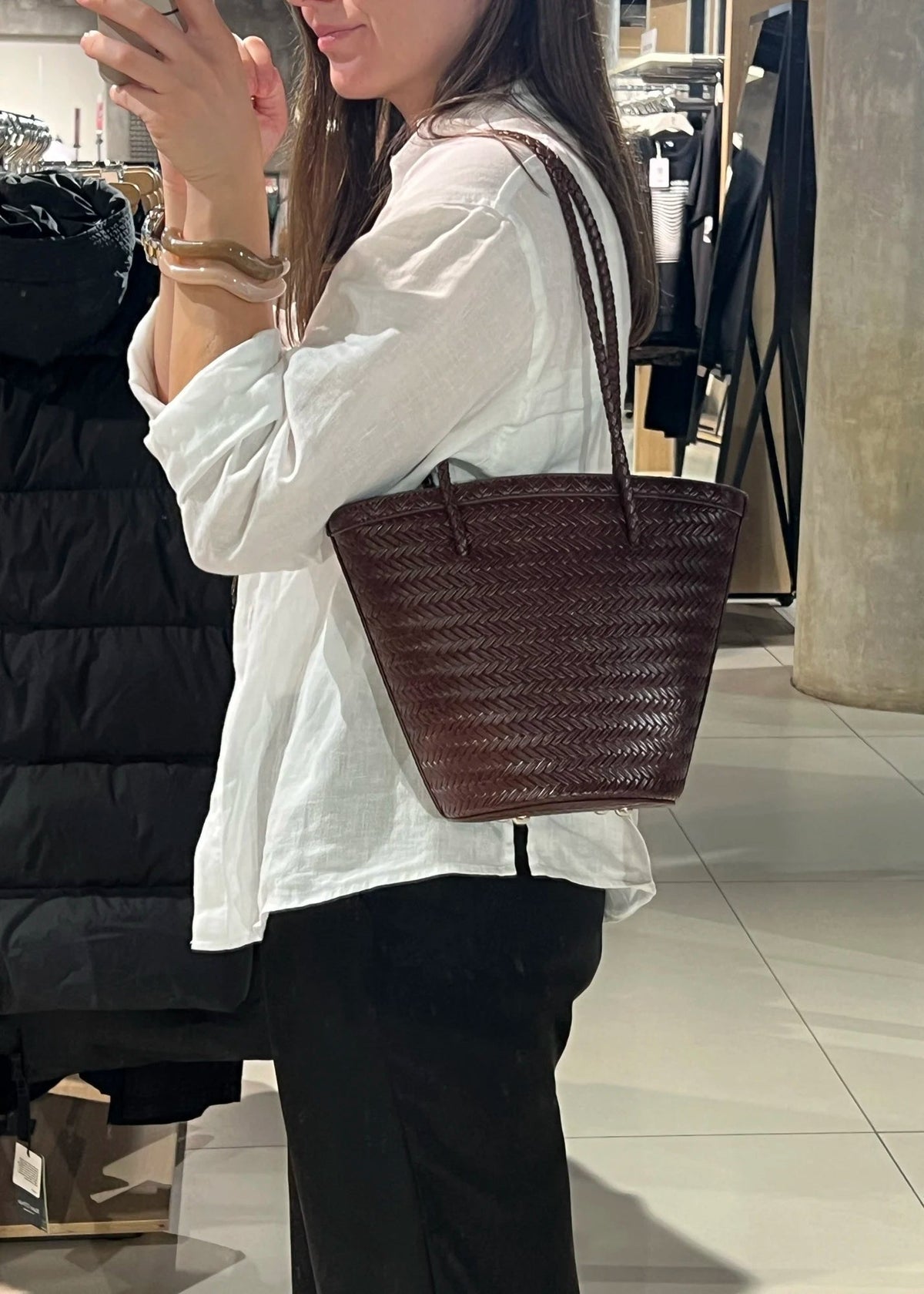 Meryl geweven bucketbag met etui