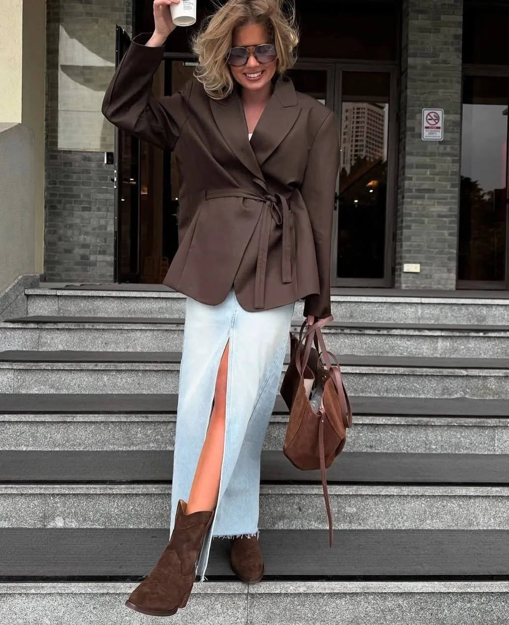 Mia blazer met vetersluiting