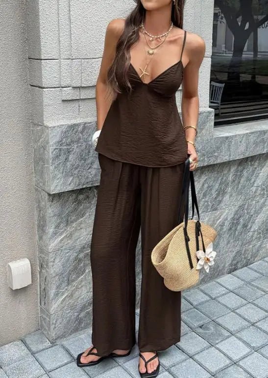 Odette set met camitop met diepe V-hals en wijde broek