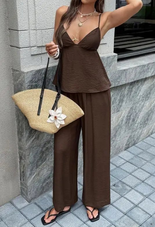 Odette set met camitop met diepe V-hals en wijde broek
