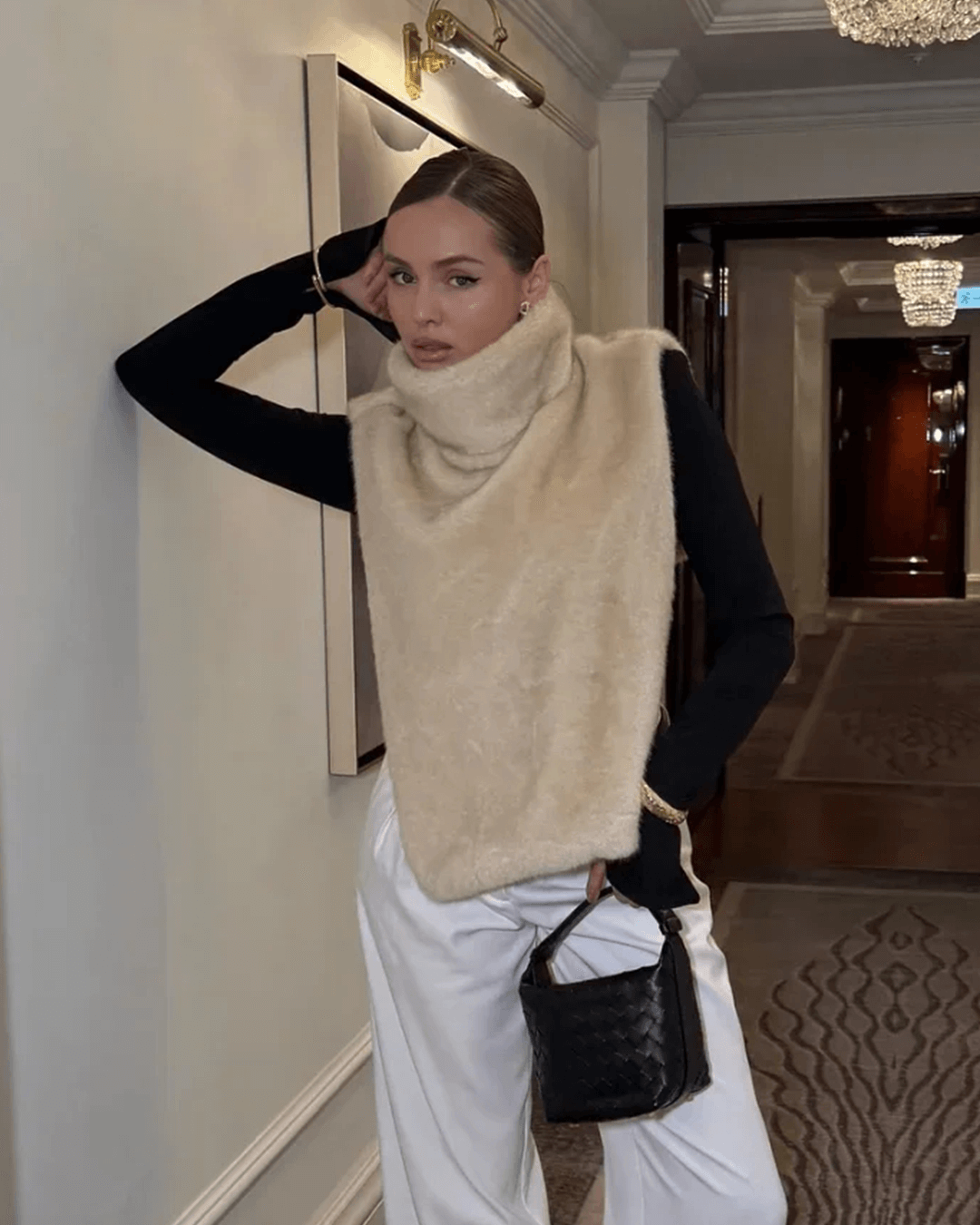 Rina bodywarmer met col van imitatiebont