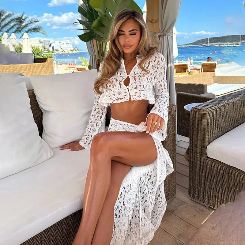 Ruth set met crop top, sarong en kanten cover-up