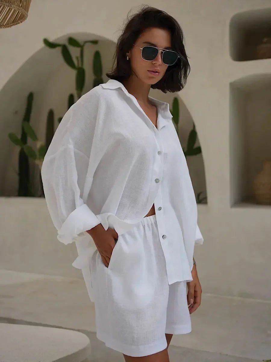 Sally set met revers, ballonmouwen en shorts
