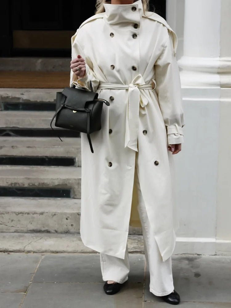 Trenchcoat met hoge kraag en ceintuur van Sarah