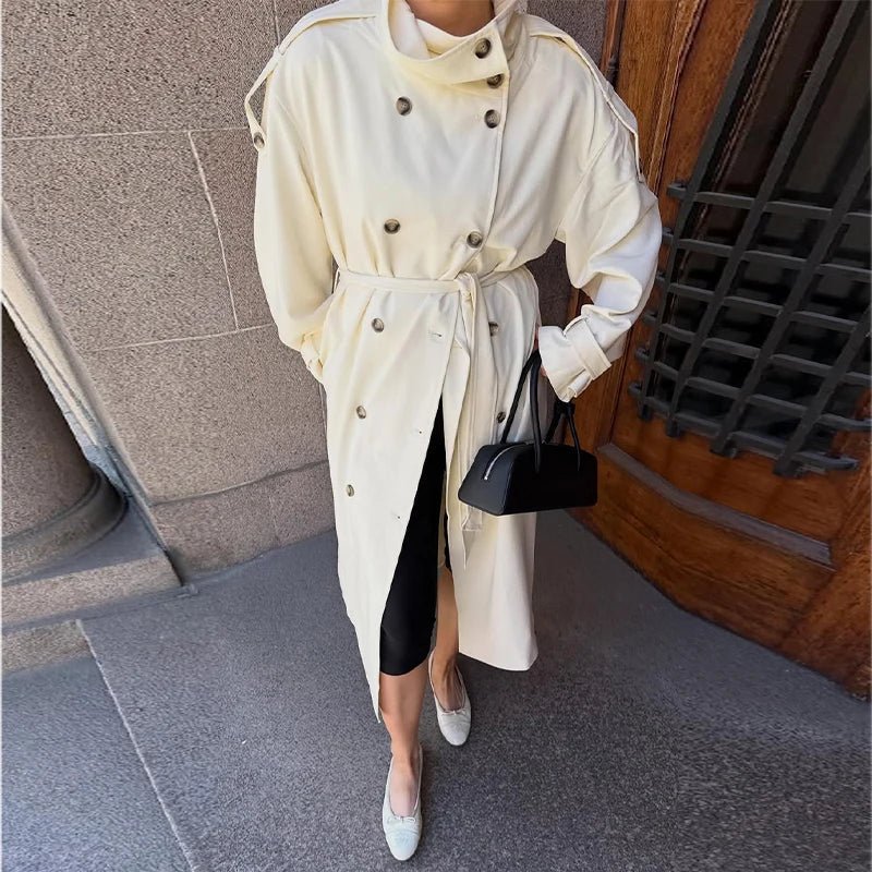 Trenchcoat met hoge kraag en ceintuur van Sarah